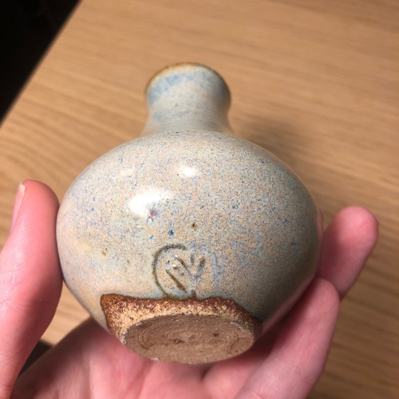 Cute tiny vase! - Picture 4 of 6